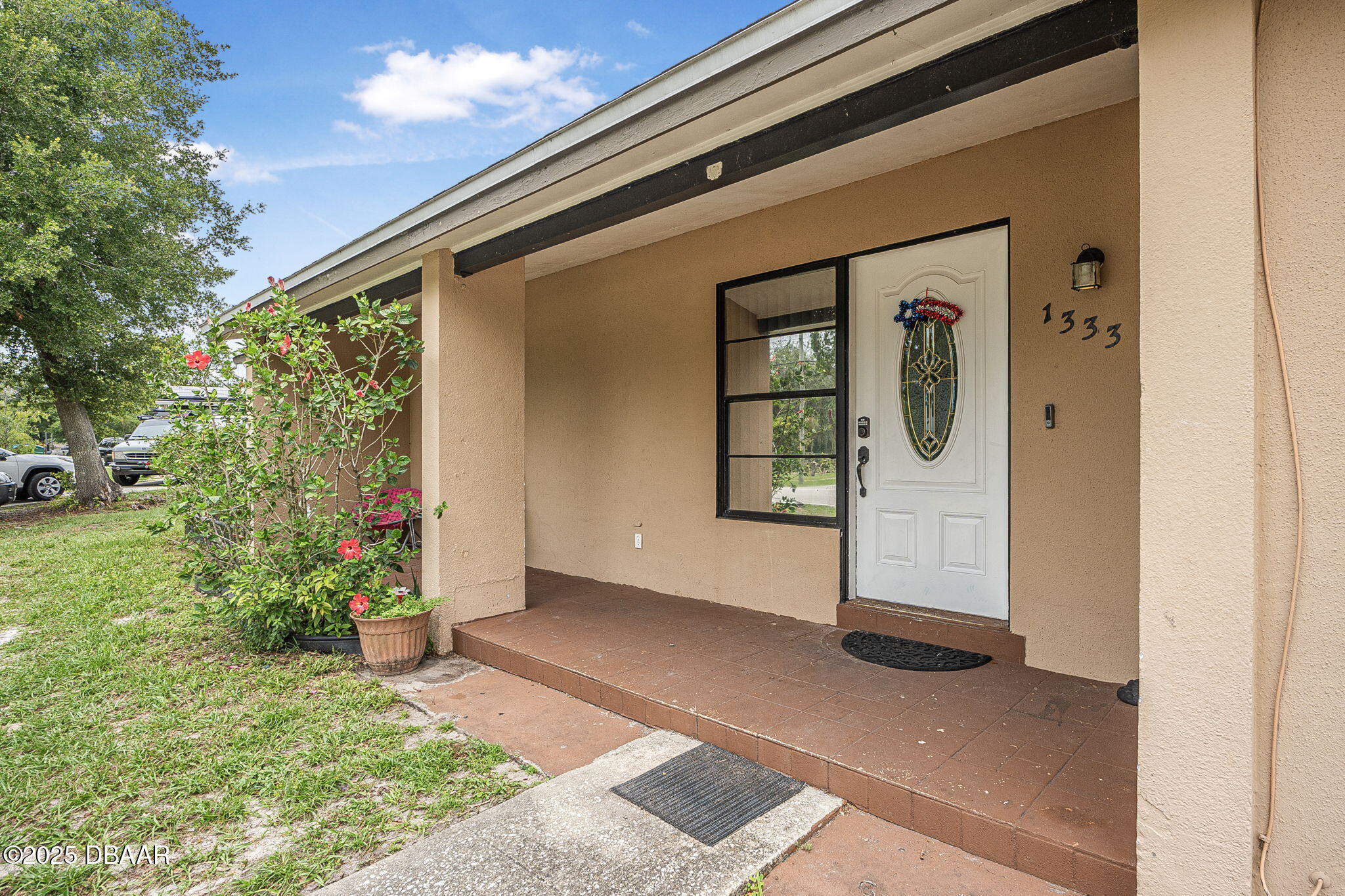 1333 E Lombardy Drive