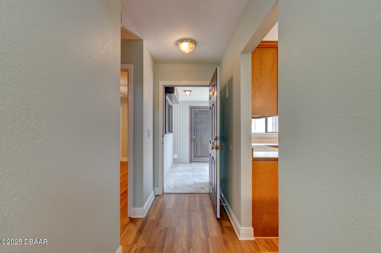 488 Shorewood Lane