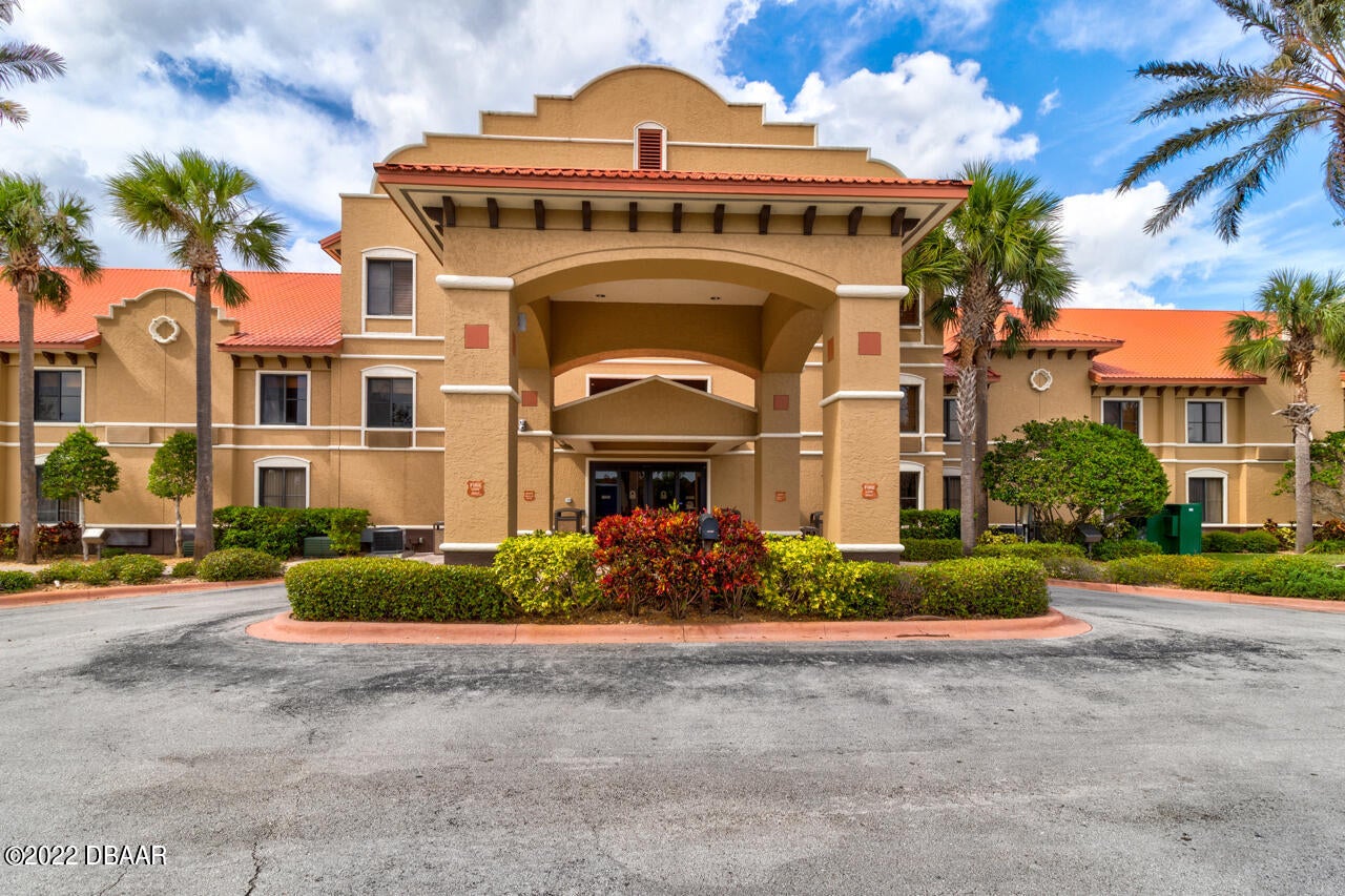 Photo 1 of 26 — 1635 US-1 217, Ormond Beach, FL 32174