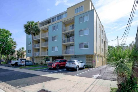 732 N Halifax Avenue Daytona Beach FL 32118