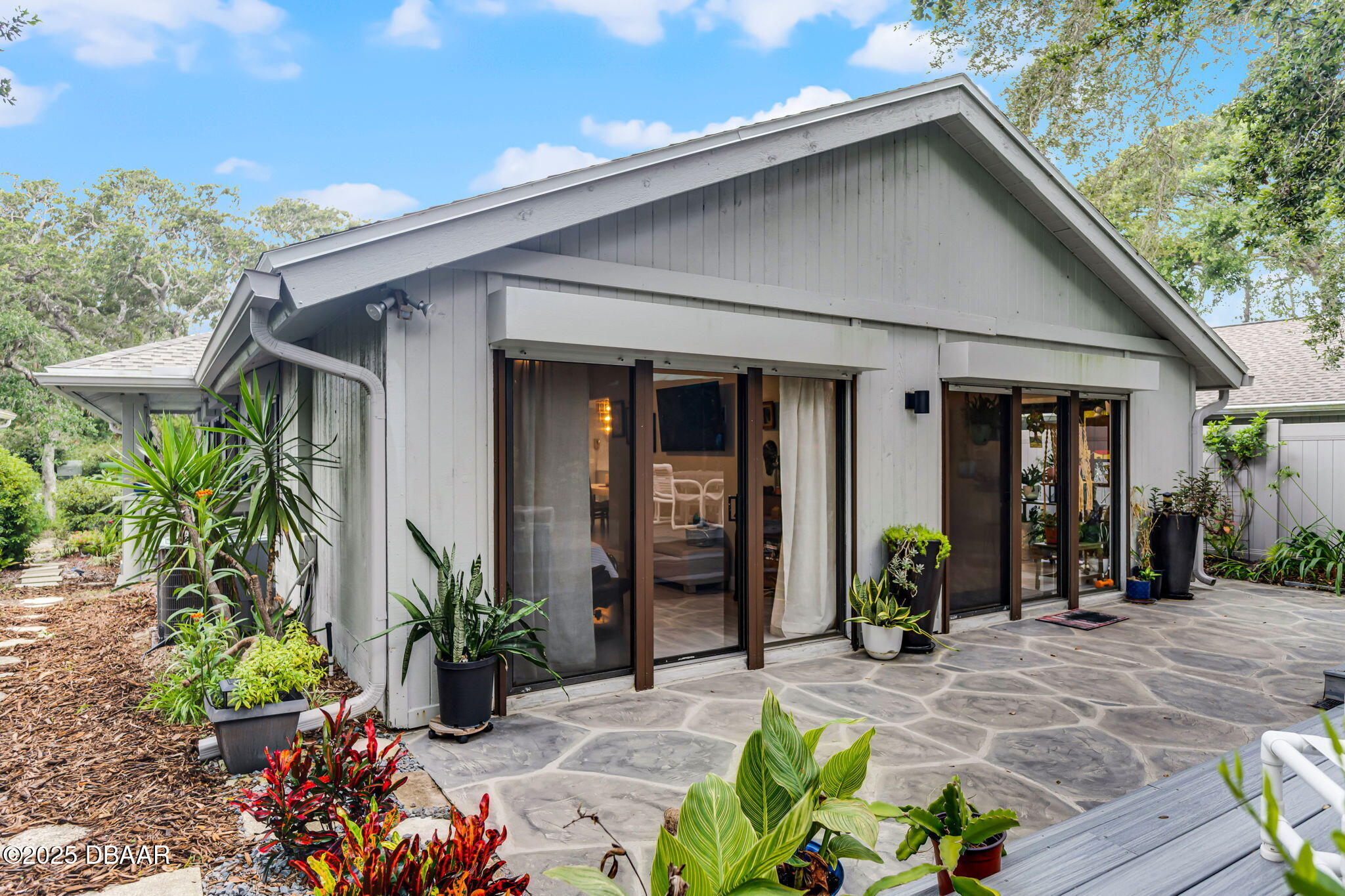 4363 Sea Cove Cove