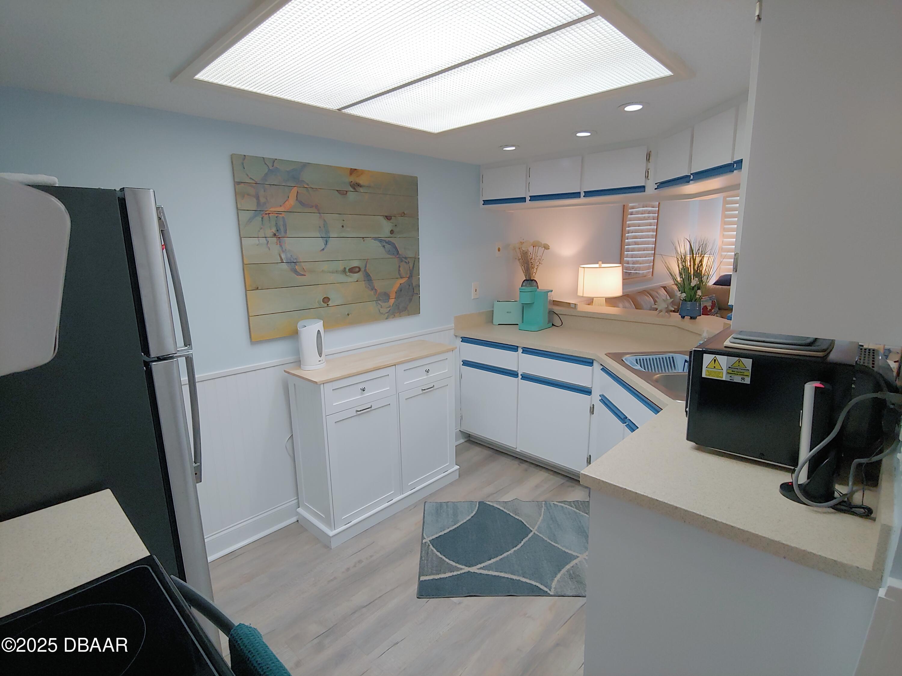 4453 S Atlantic Avenue 402