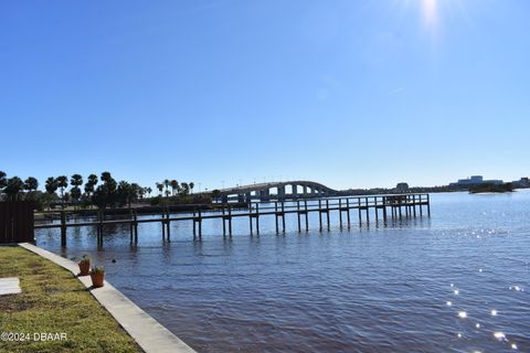 A home in Daytona Beach