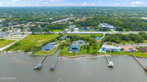 A home in South Daytona