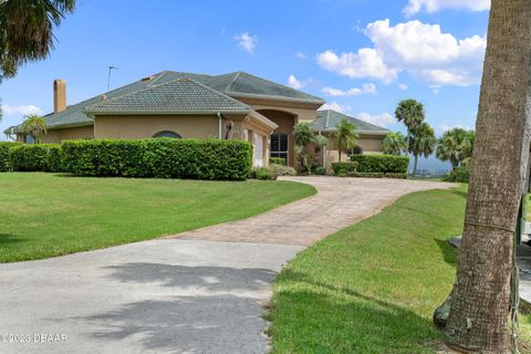 A home in South Daytona