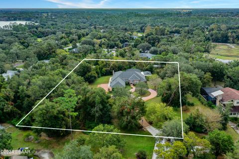 A home in DeLand