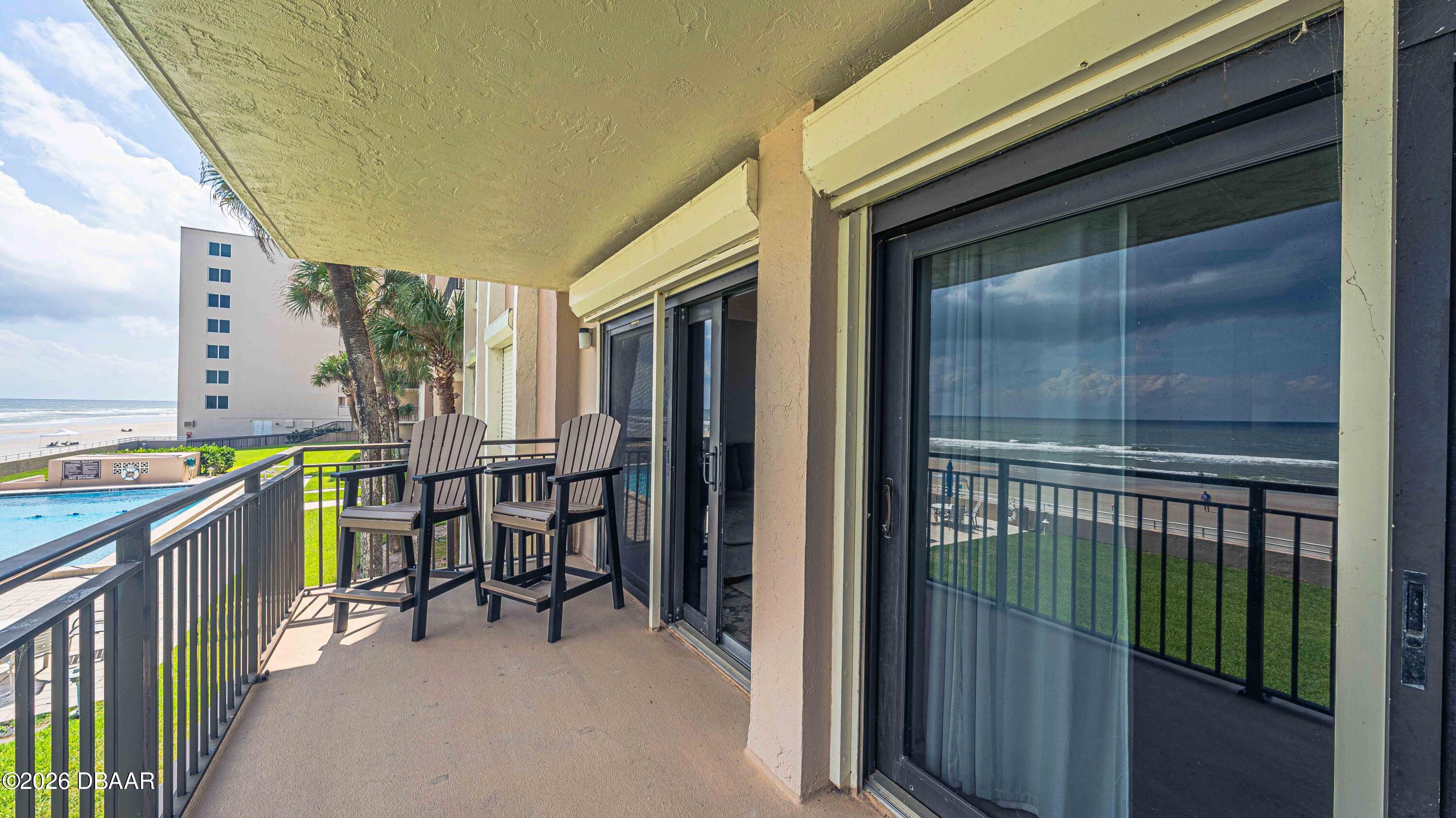 4445 S Atlantic Avenue