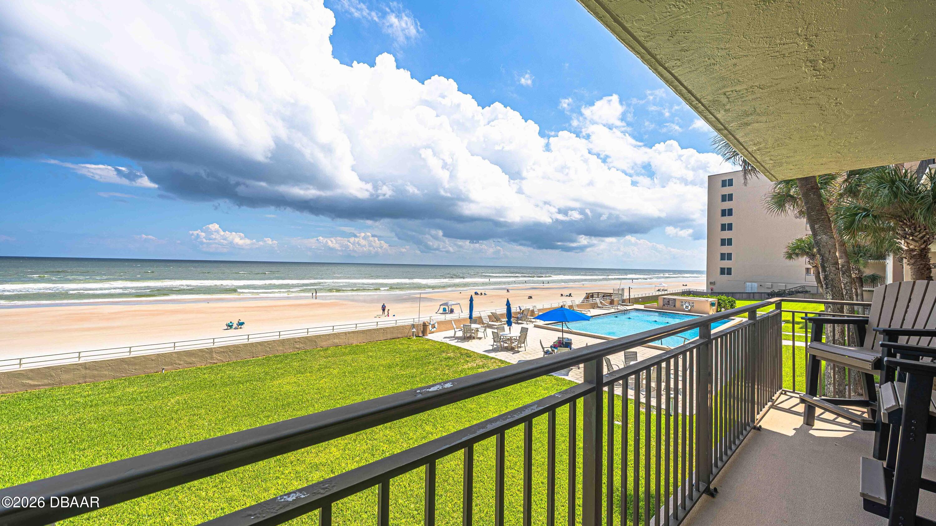 4445 S Atlantic Avenue