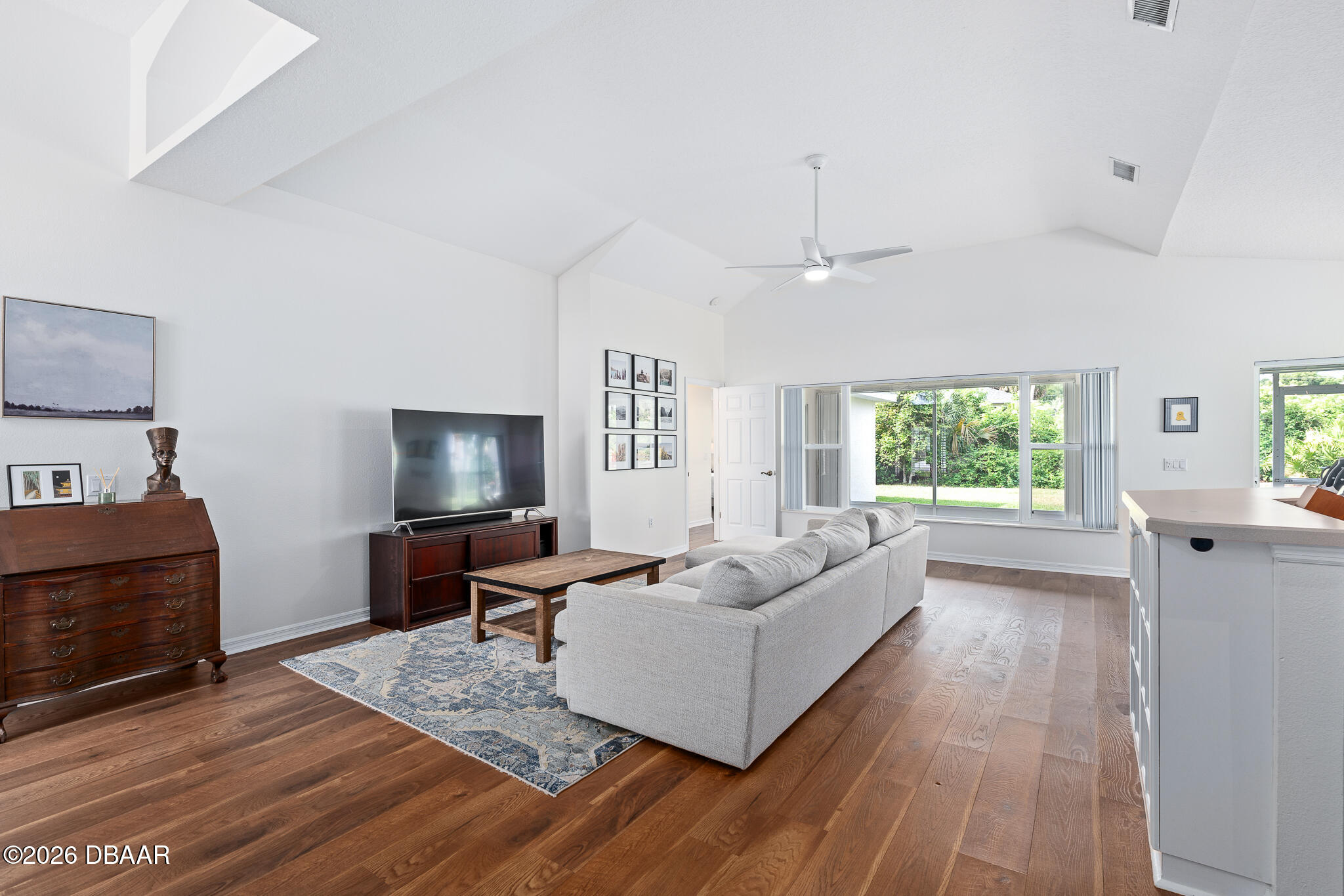 912 Countryside West Boulevard