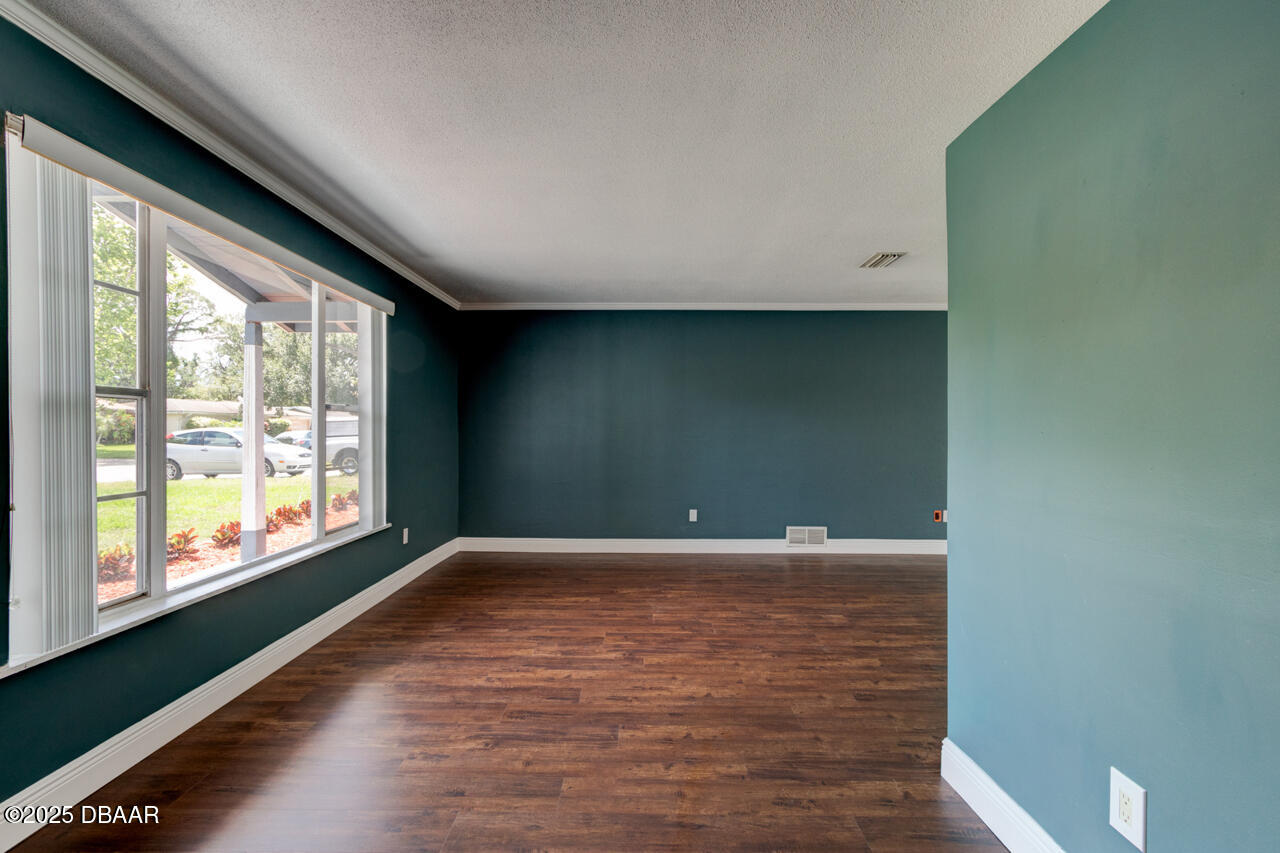 1208 Golfview Drive