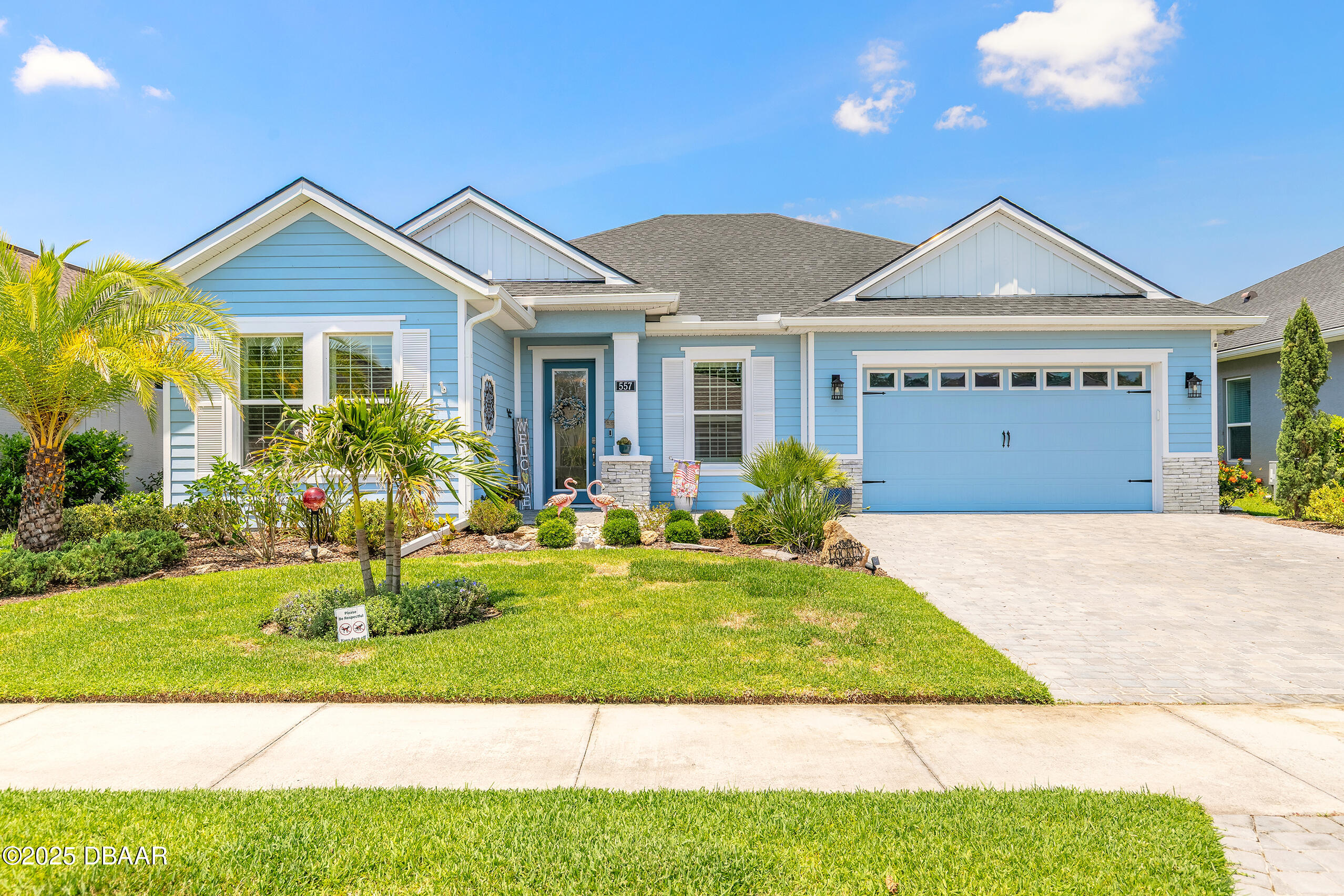 557 Mosaic Boulevard