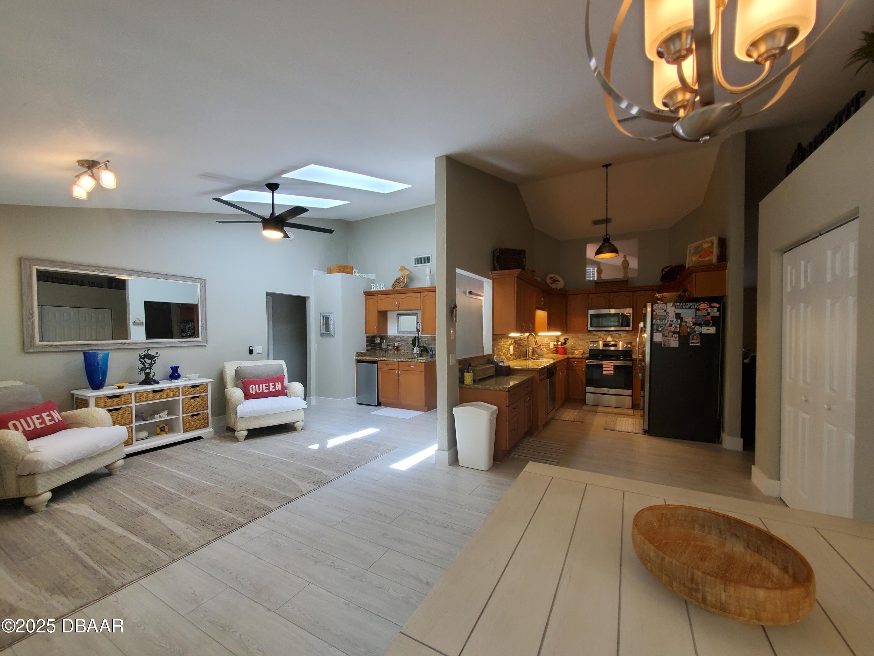 1941 Spruce Creek Landing