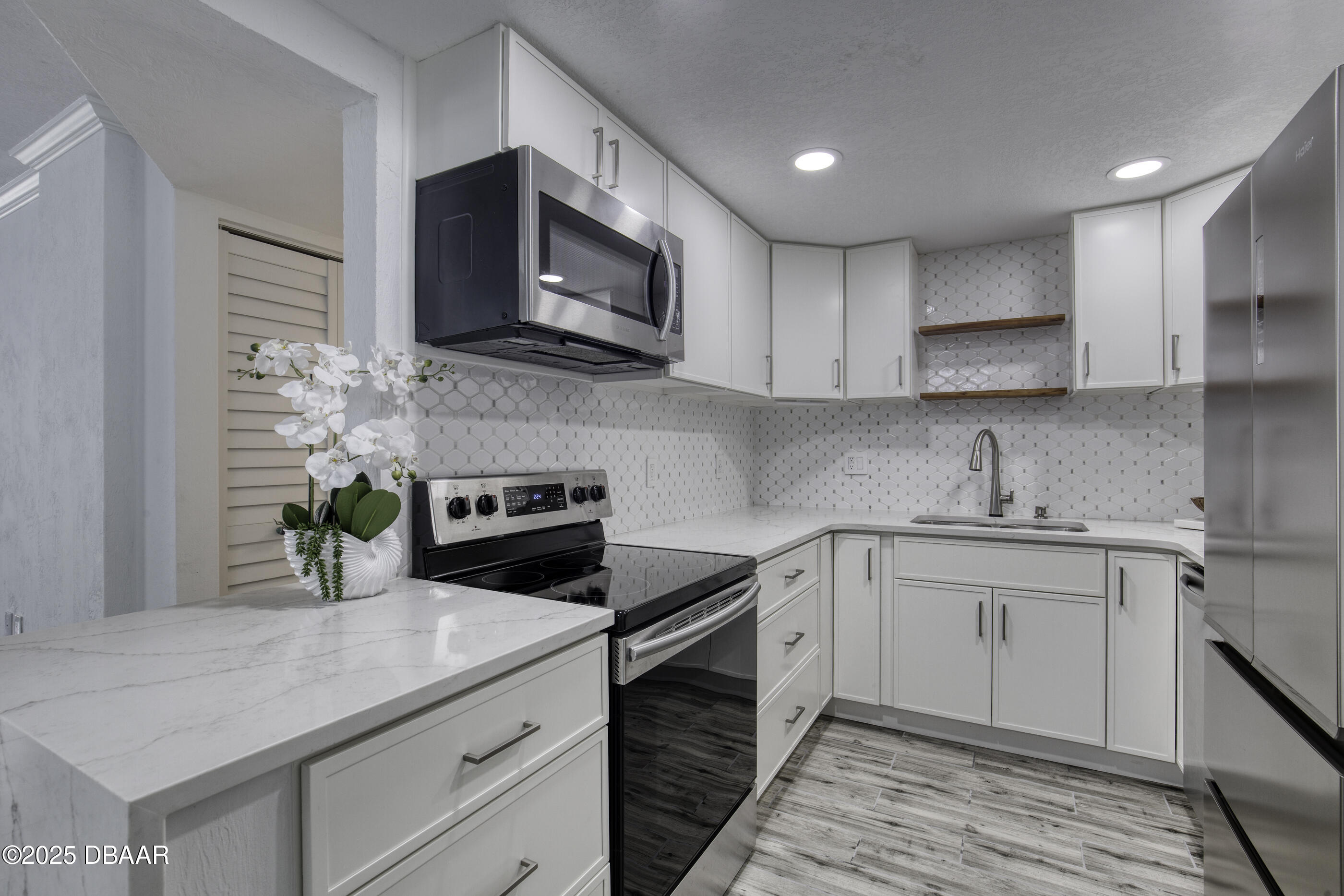 1415 Ocean Shore Boulevard 807