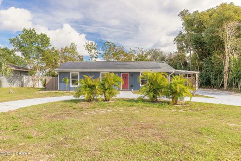 A home in Deltona