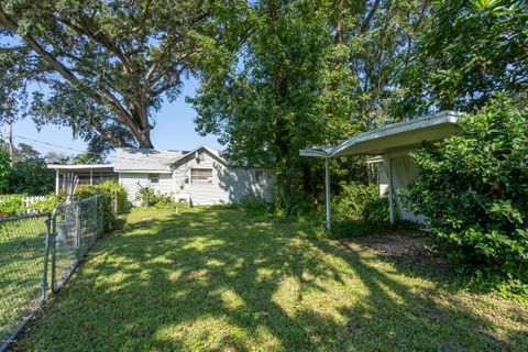 A home in Holly Hill