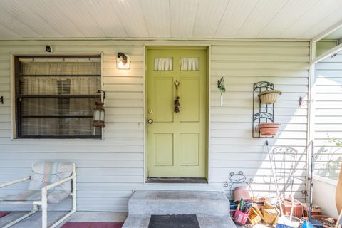 A home in Holly Hill