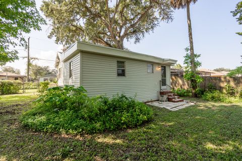 A home in Holly Hill