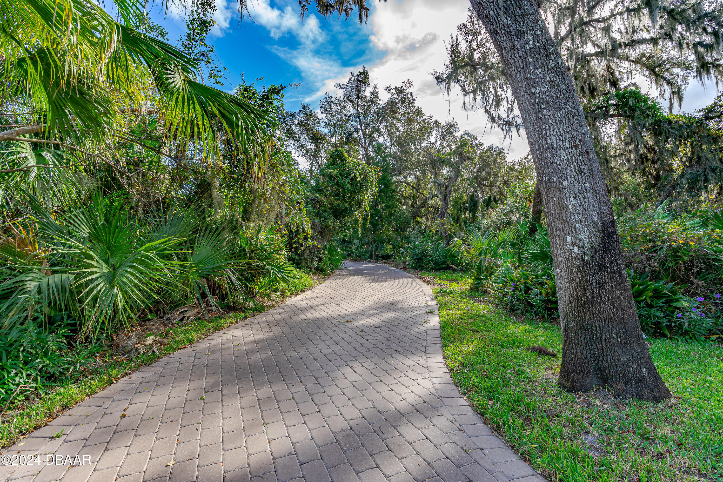 6263 Palomino Circle