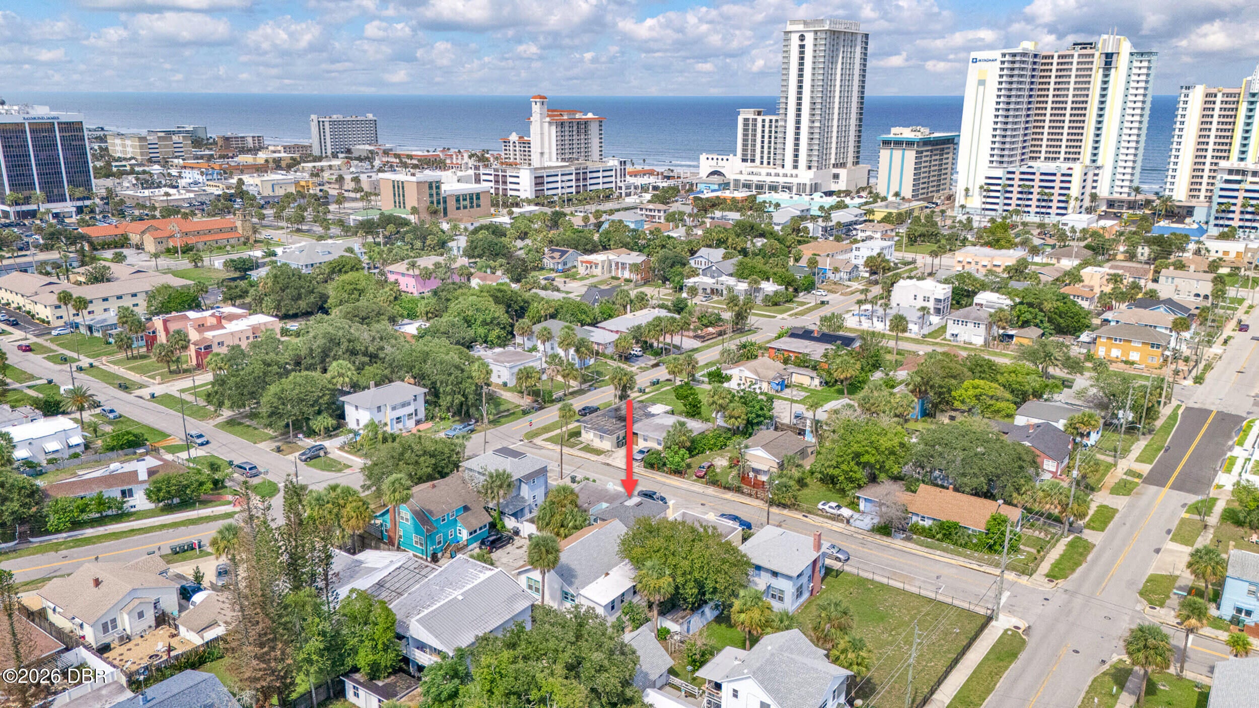 311-313 N Oleander Avenue