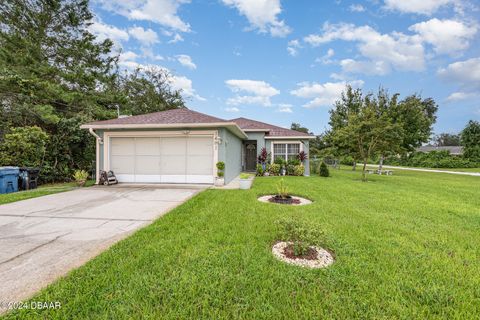 A home in DeLand