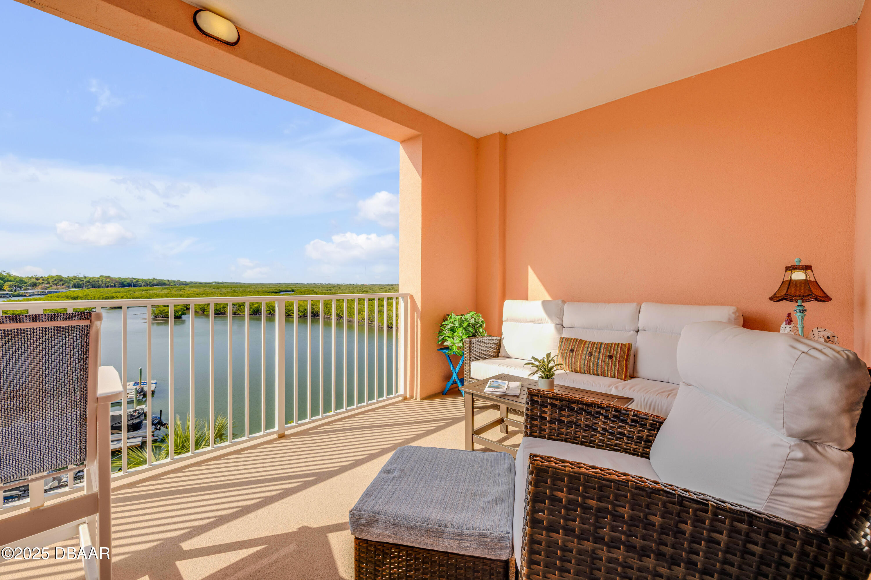 4 Riverwalk Drive 402