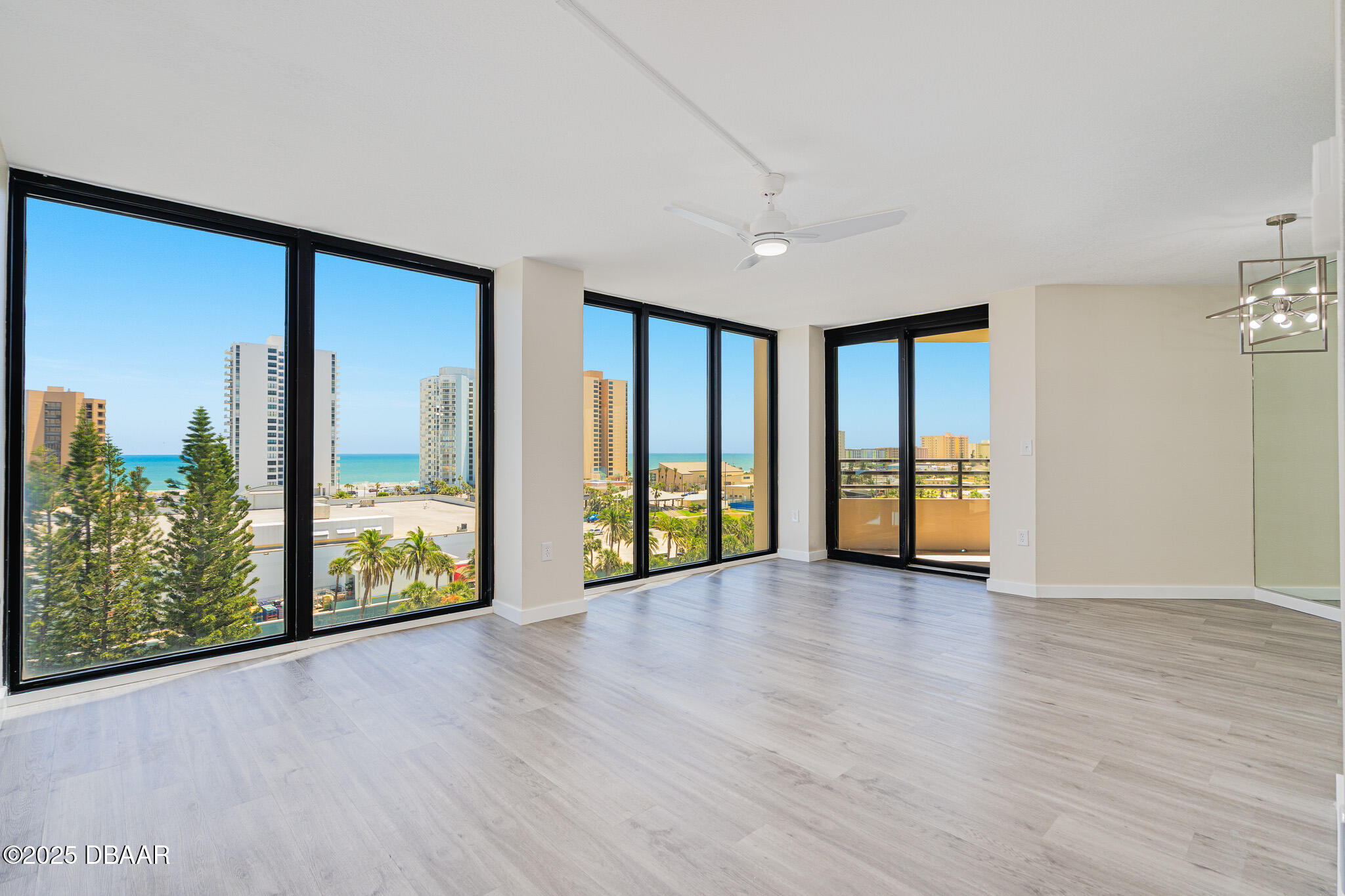 1 Oceans West Boulevard 7B5