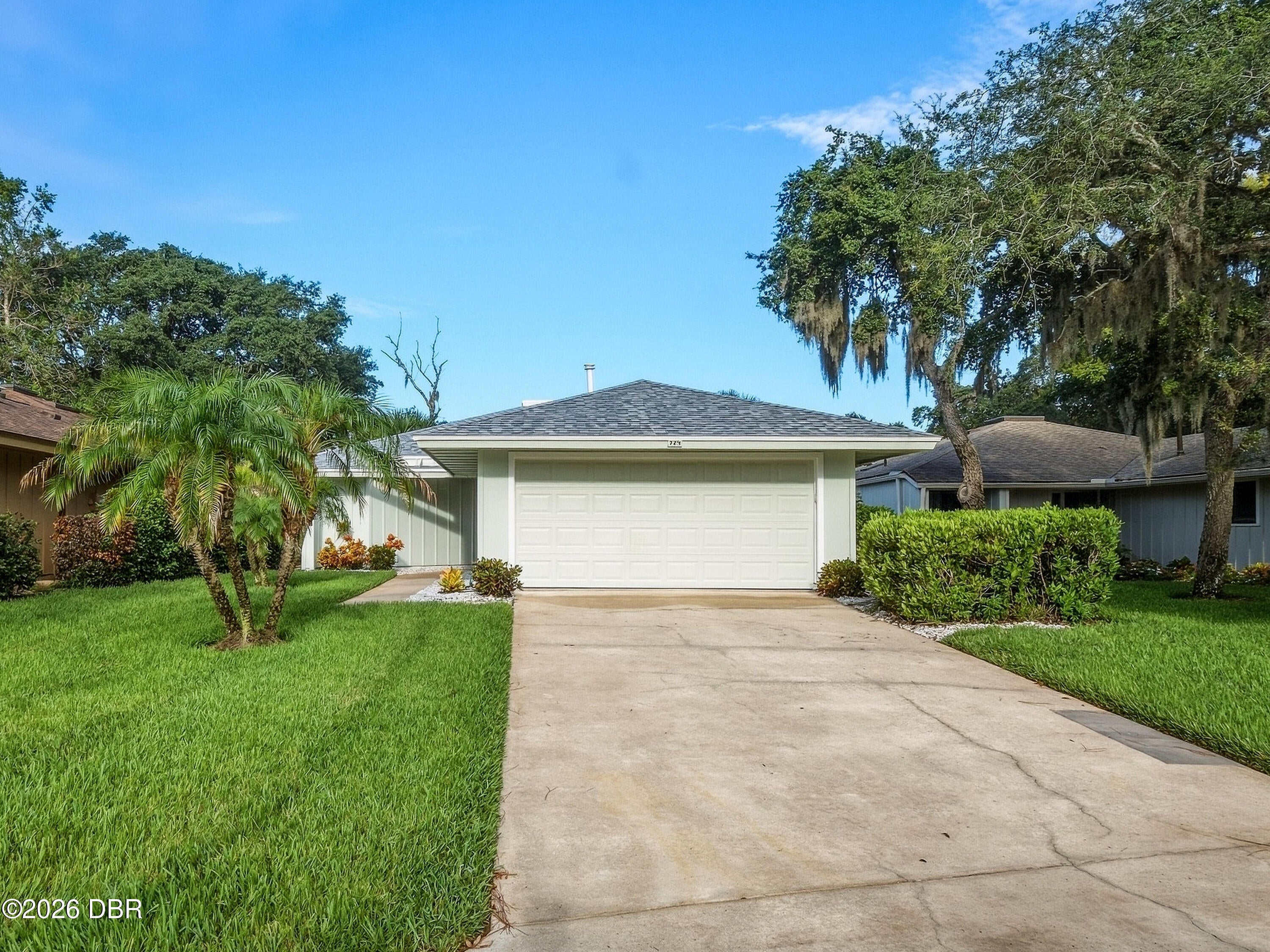 724 Saint Andrews Circle
