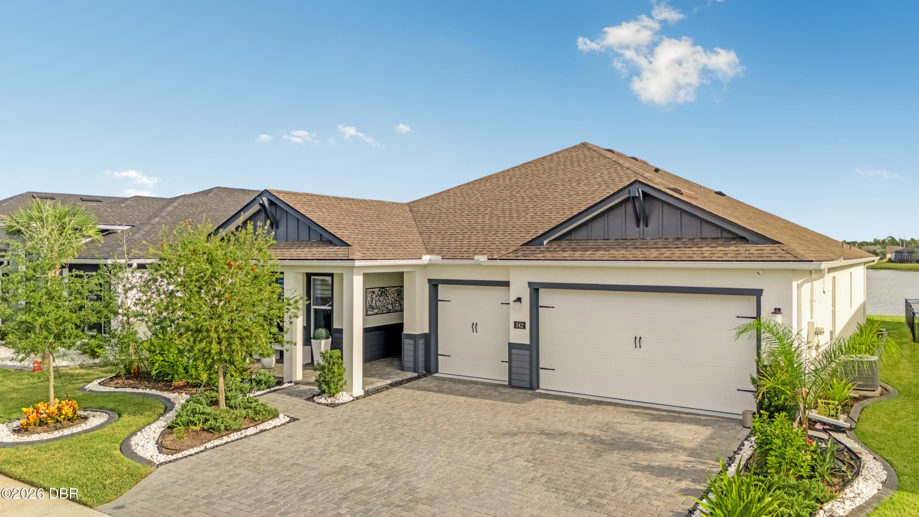 342 Mosaic Boulevard