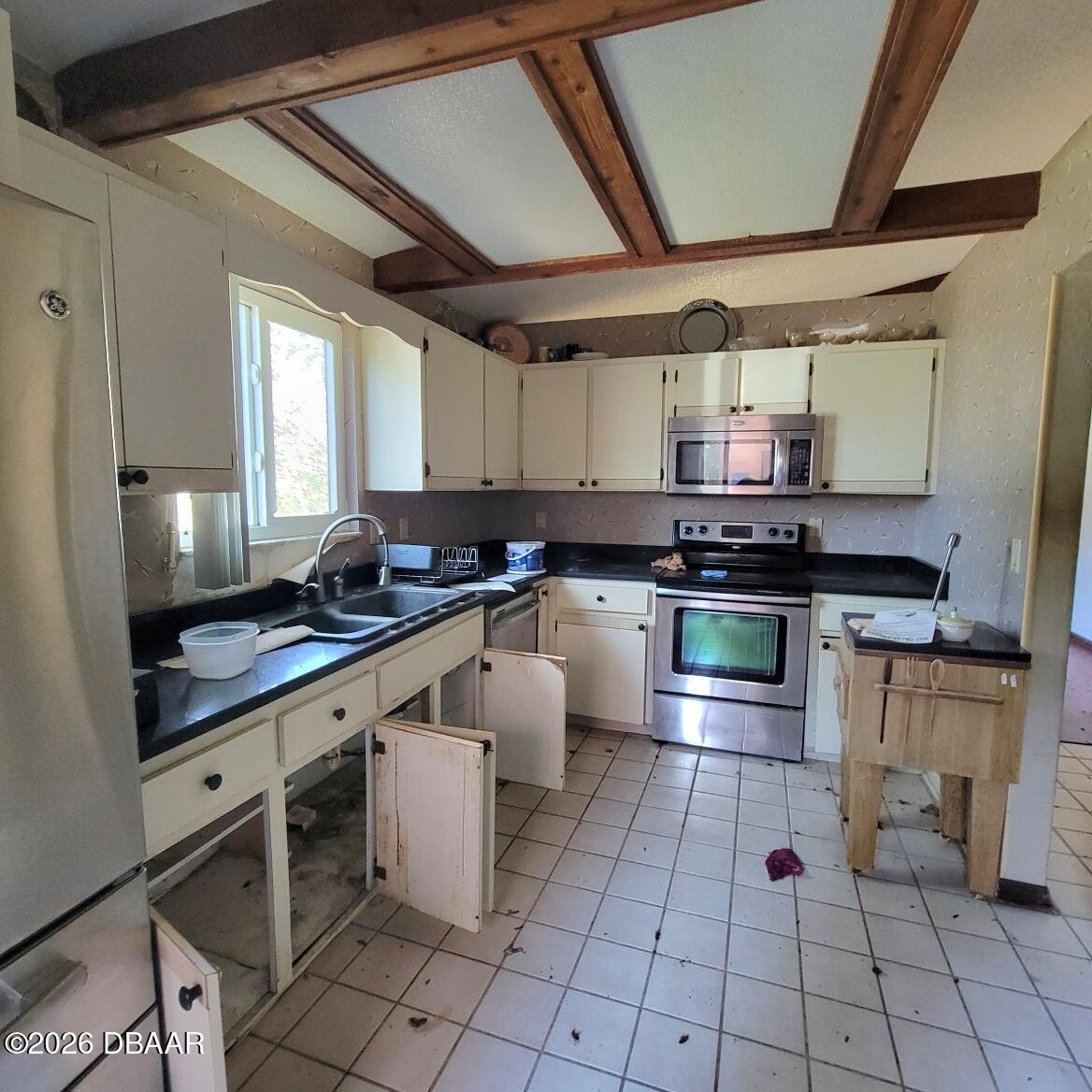 300 Timberline Trail