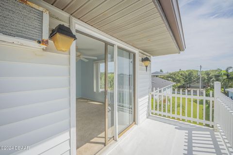 A home in New Smyrna Beach