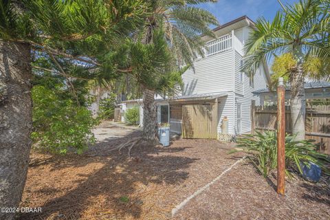 A home in New Smyrna Beach