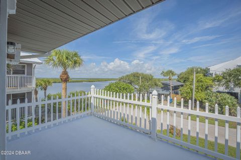 A home in New Smyrna Beach