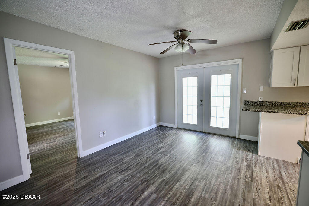 915 Royal Oak Court