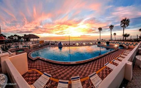 313 S Atlantic Avenue Daytona Beach FL 32118