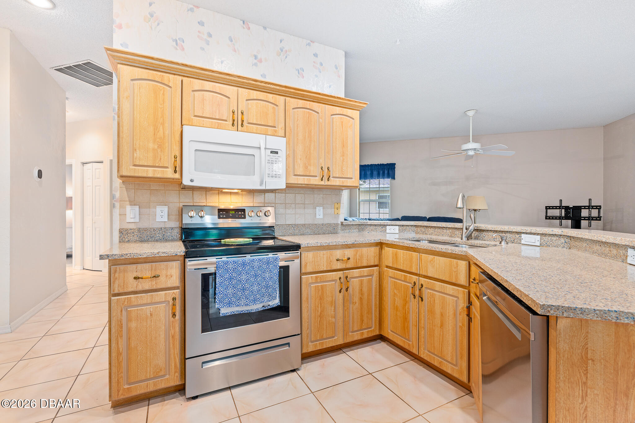 28 Cedar Point Drive