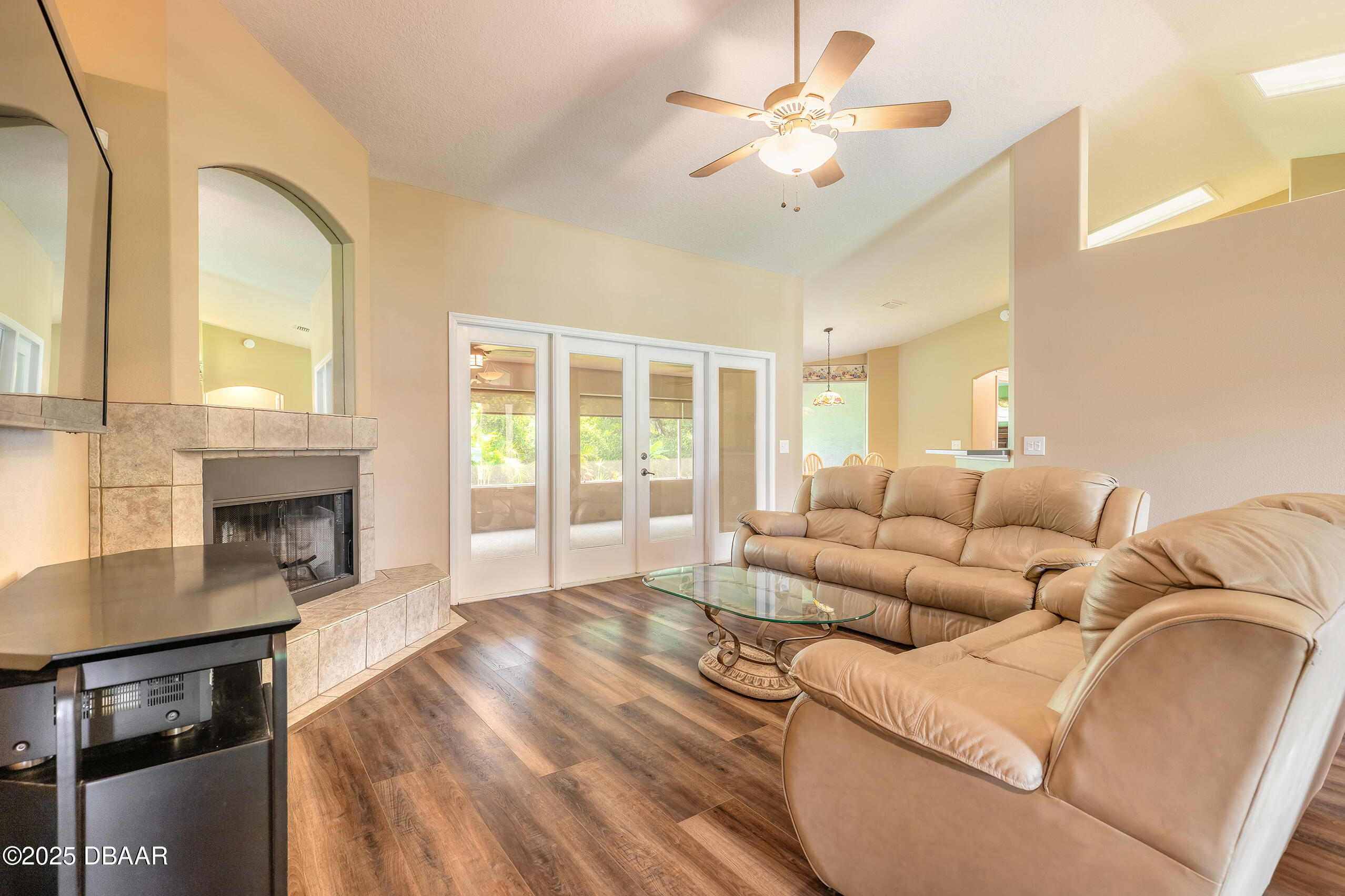 6049 Spruce Point Circle
