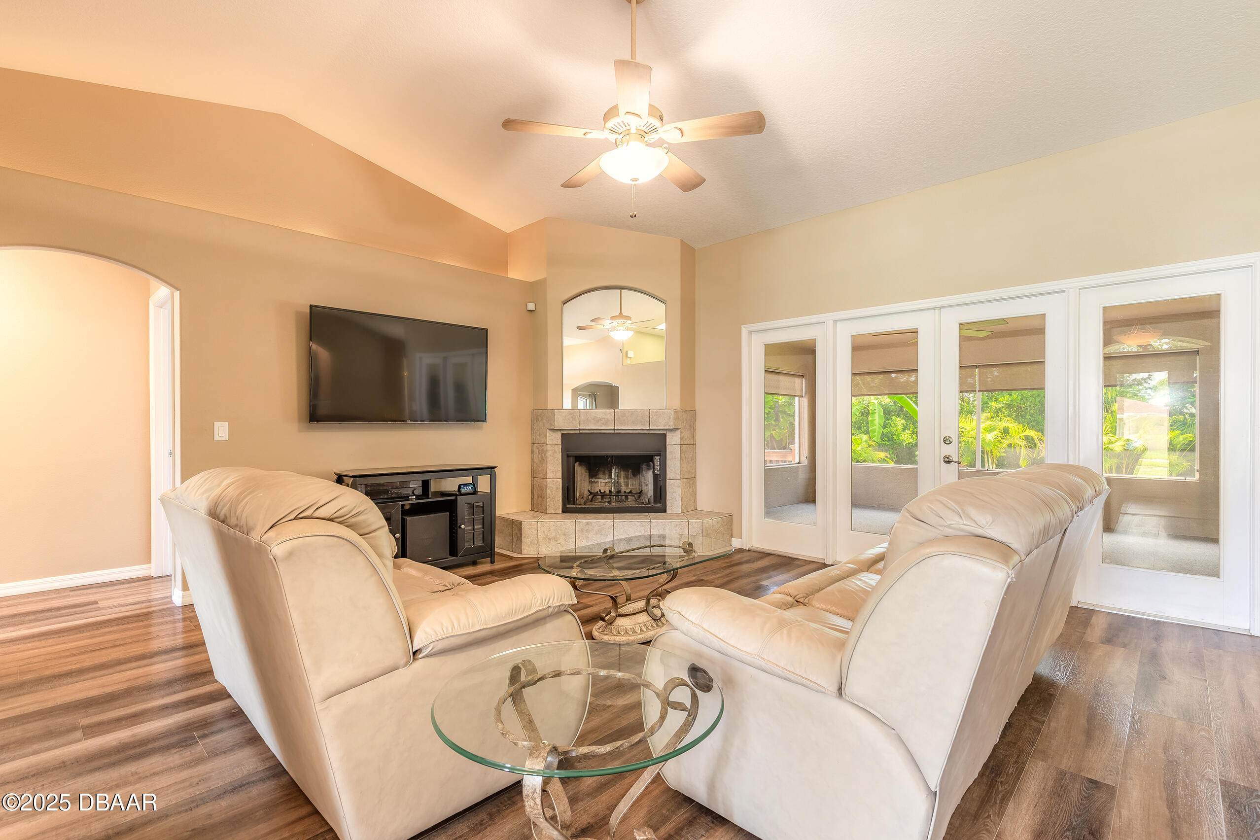 6049 Spruce Point Circle