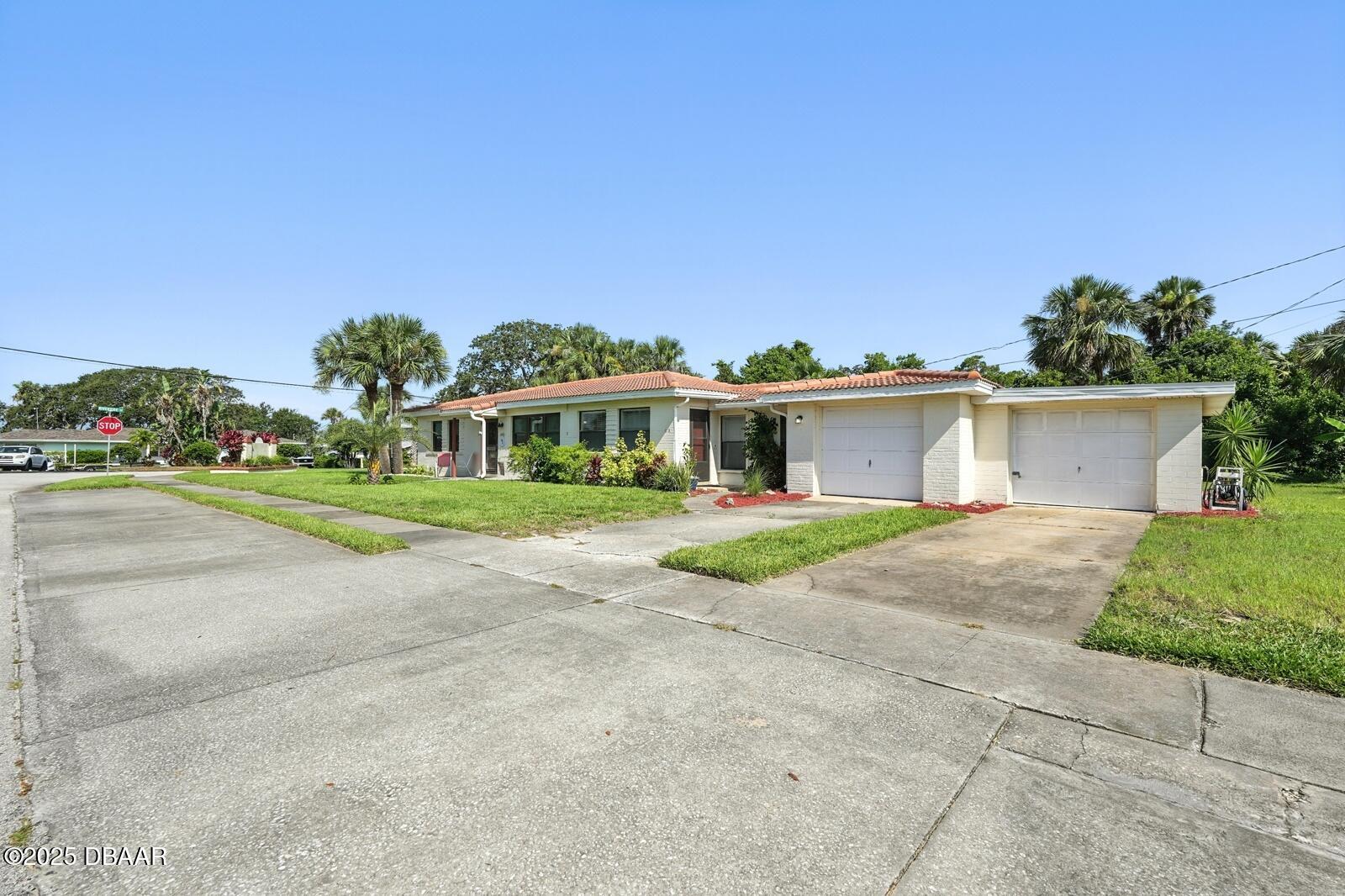 11 Cardinal Drive B