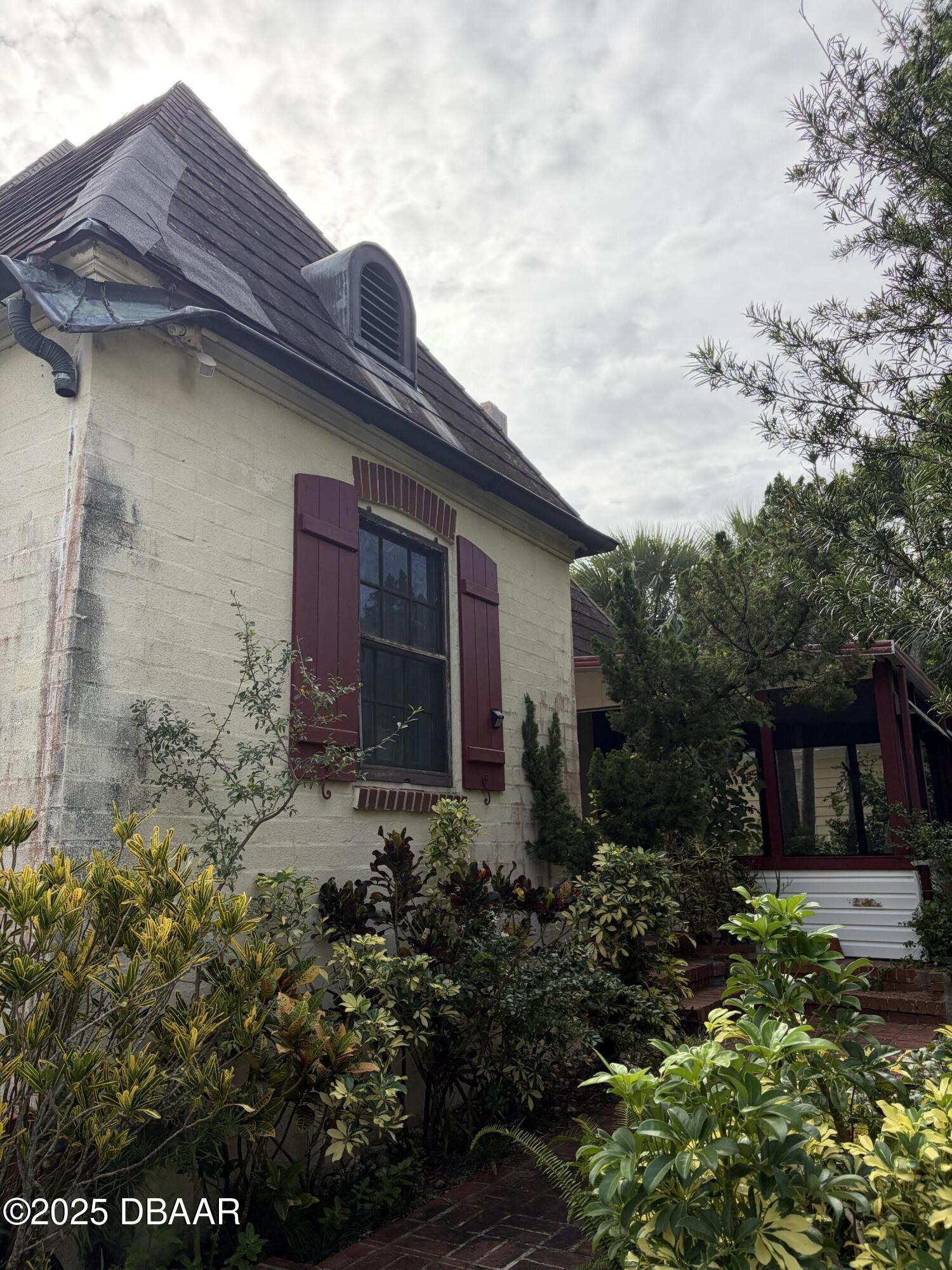 1931 S Peninsula Drive