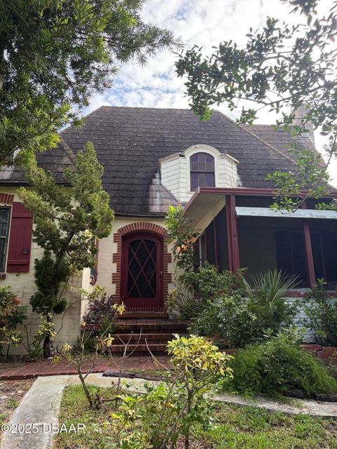 1931 S Peninsula Drive Daytona Beach FL 32118