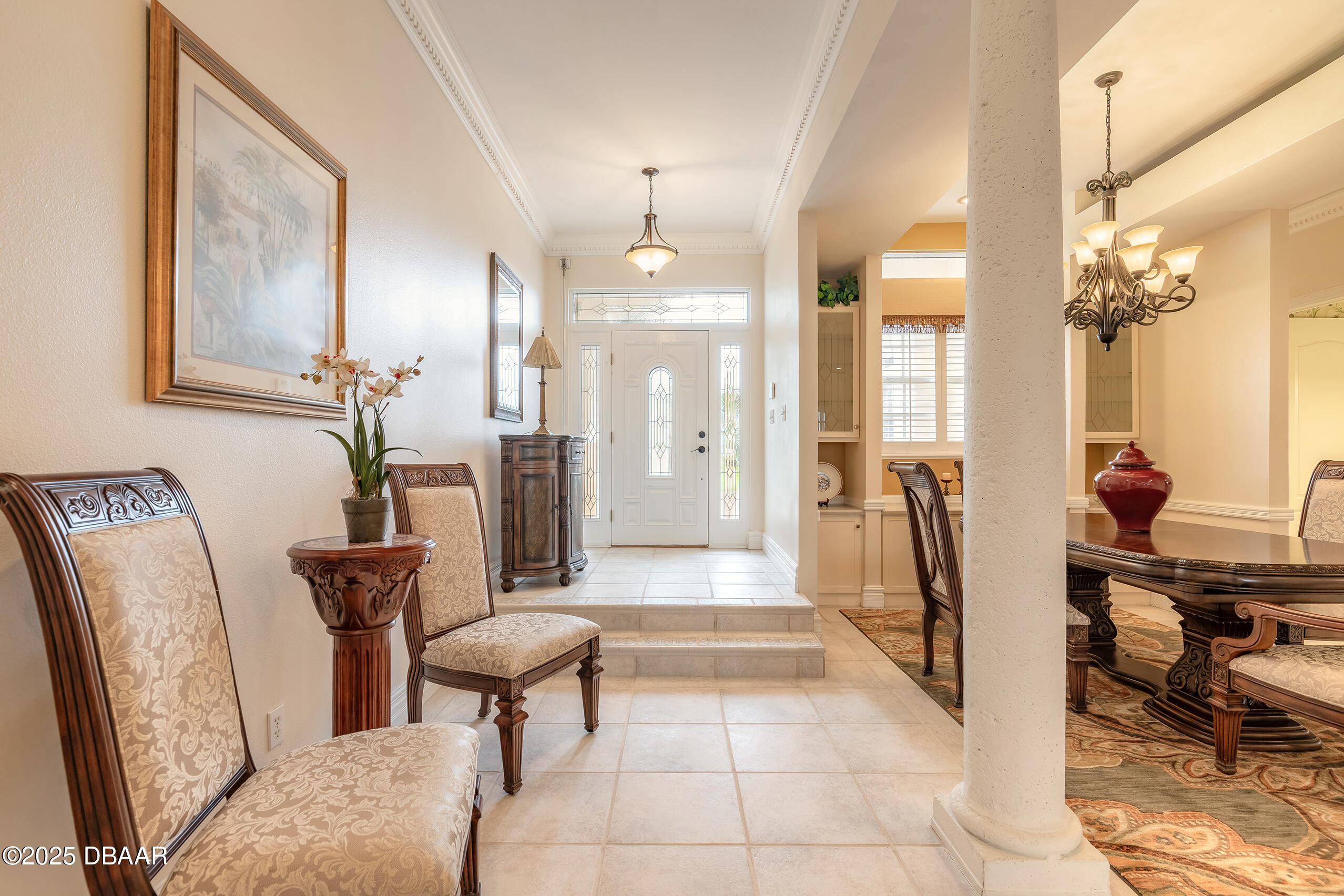 2542 S Peninsula Drive