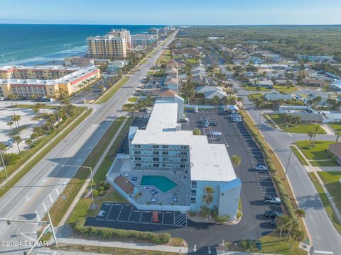 A home in New Smyrna Beach