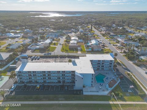 A home in New Smyrna Beach