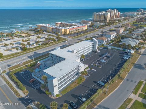 A home in New Smyrna Beach