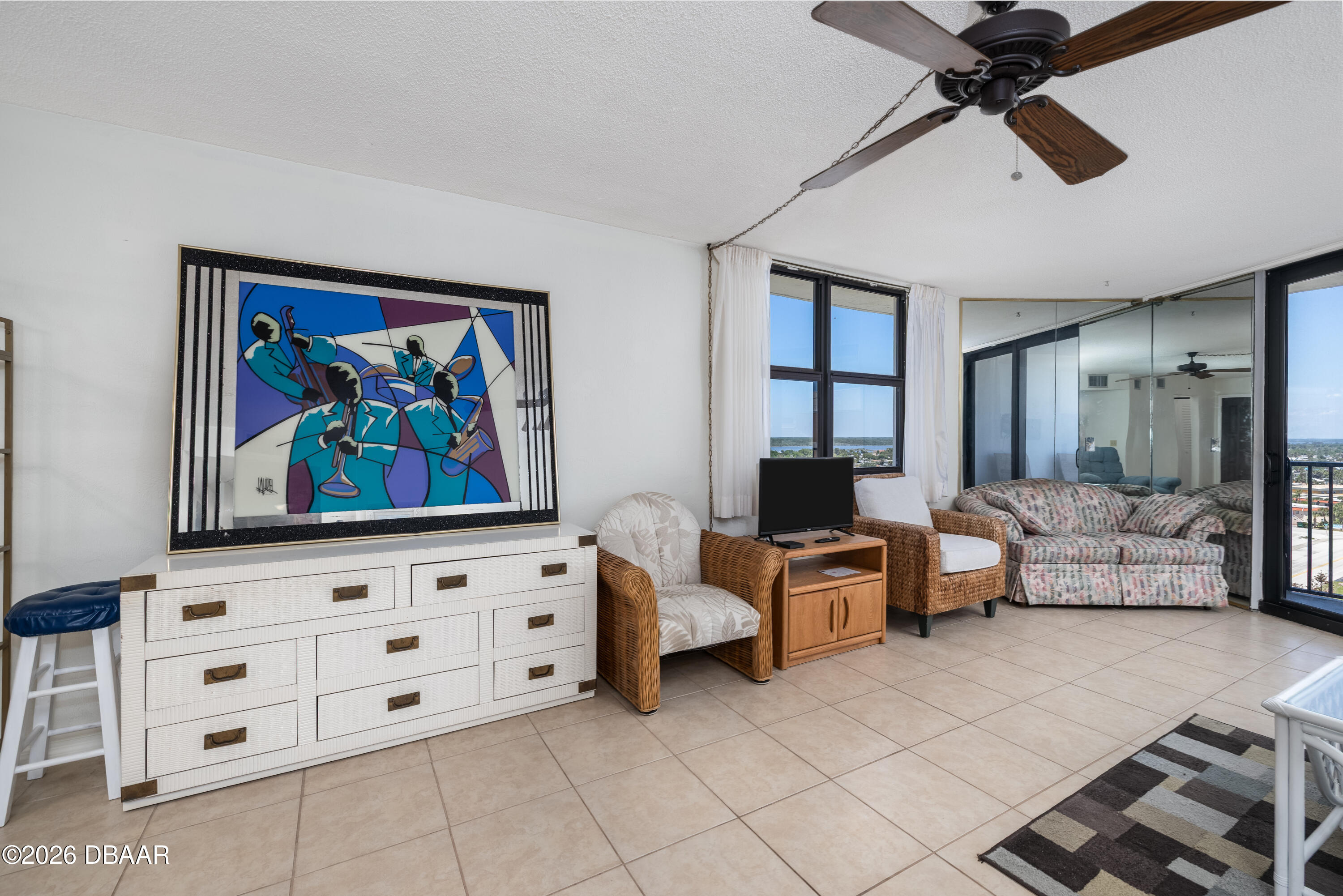 1415 Ocean Shore Boulevard