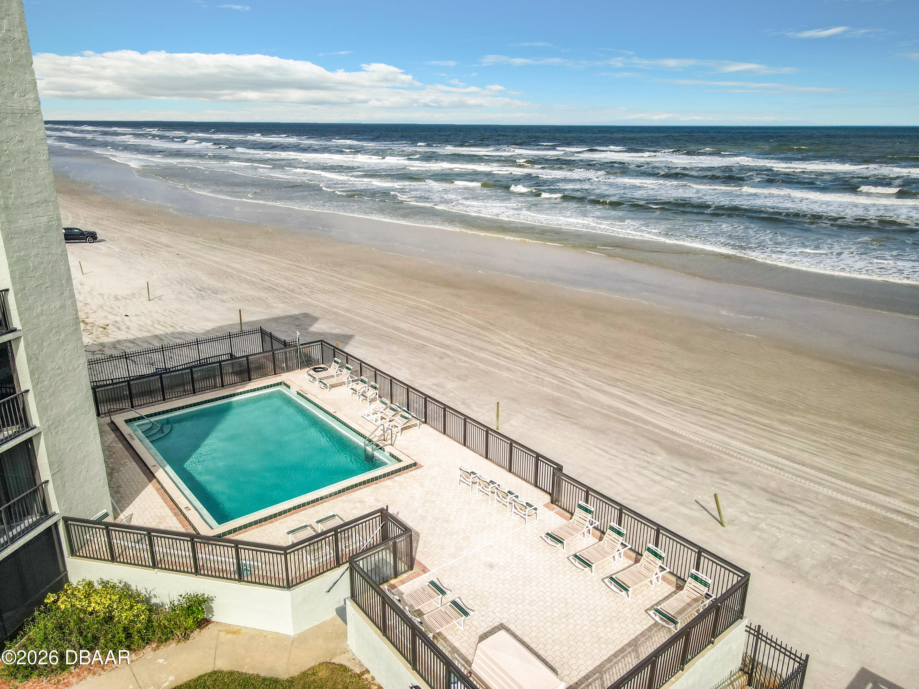 3405 S Atlantic Avenue