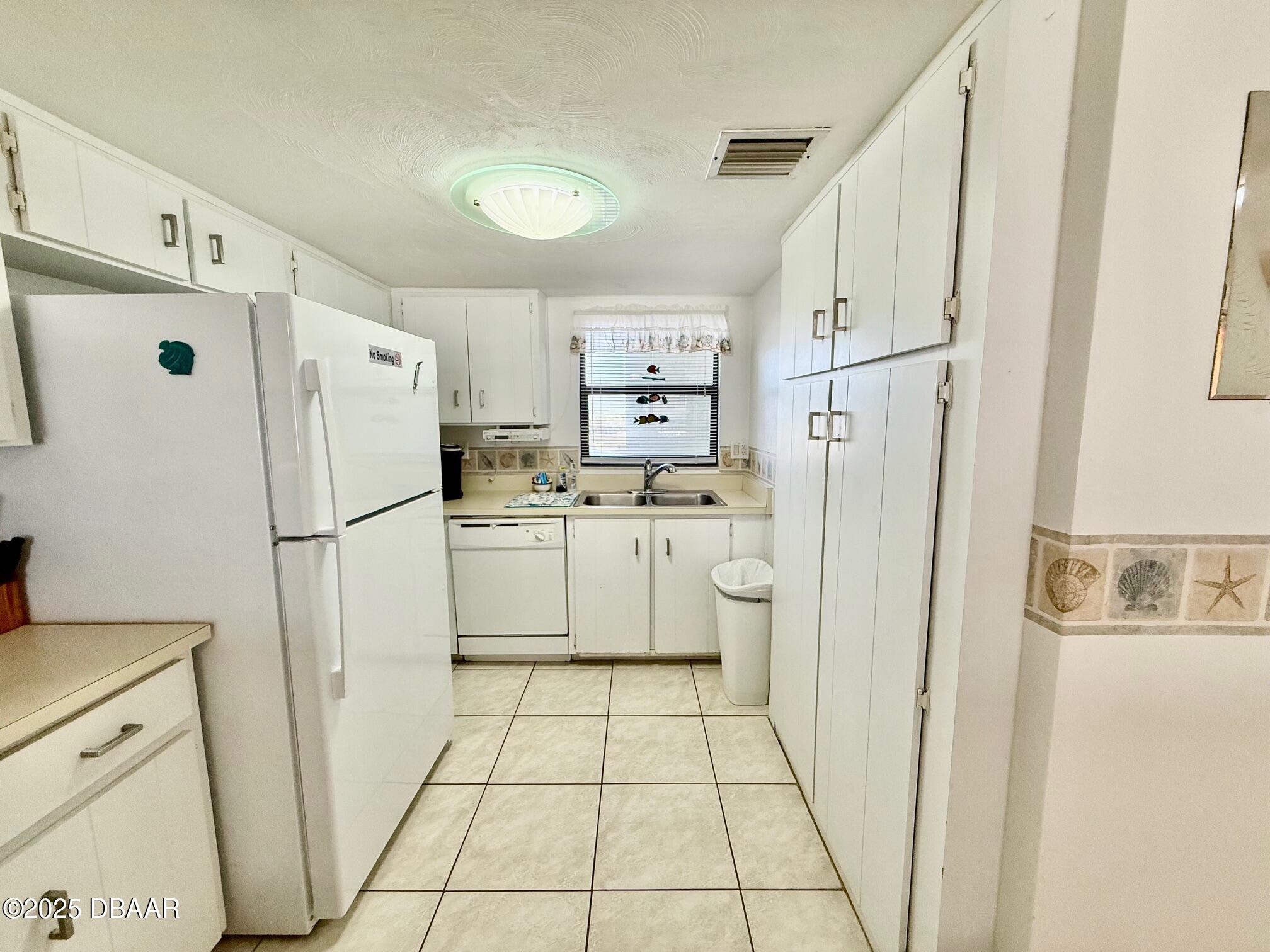 3800 S Atlantic Avenue 2010