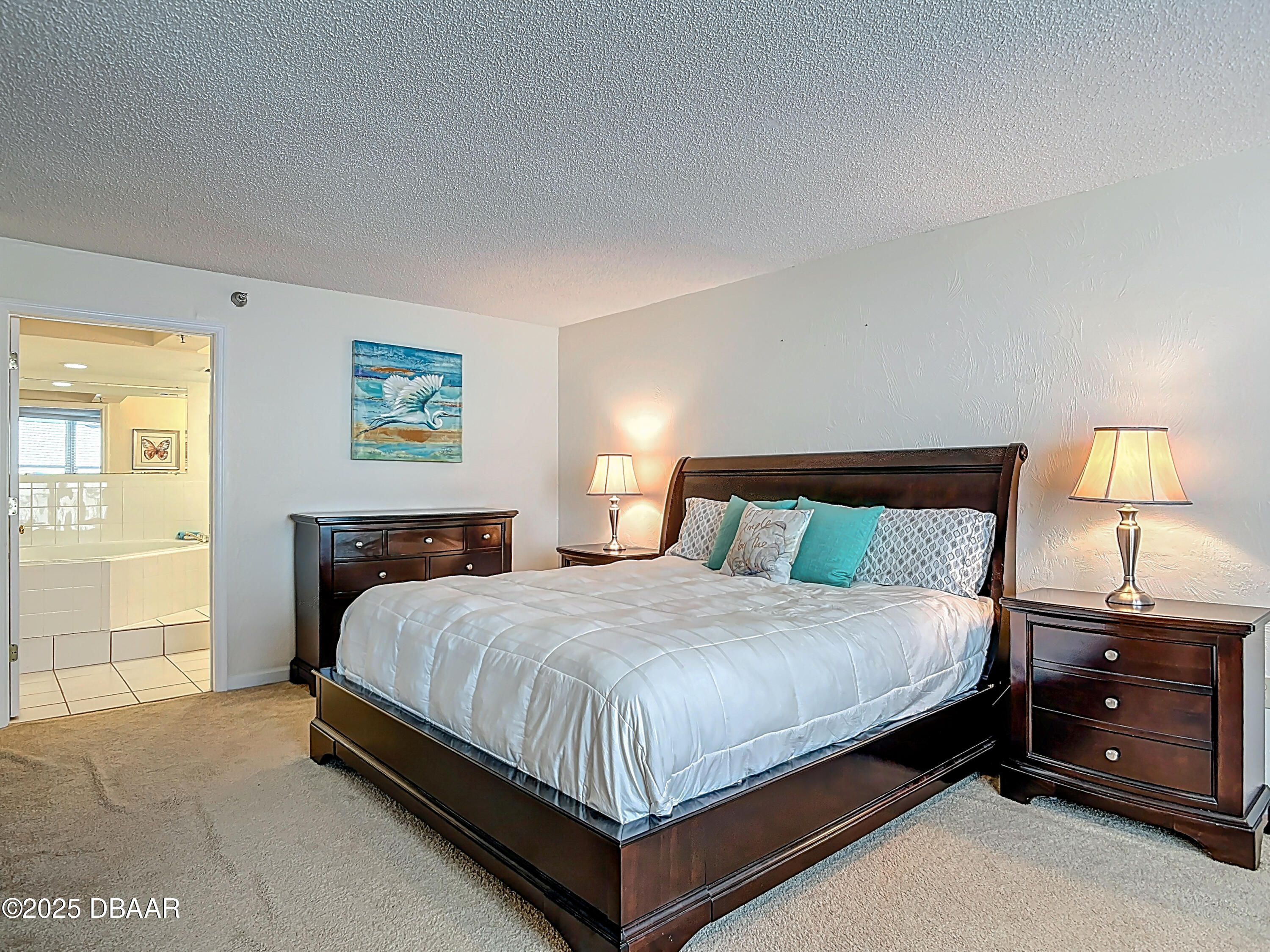 313 S Atlantic Avenue 202/204