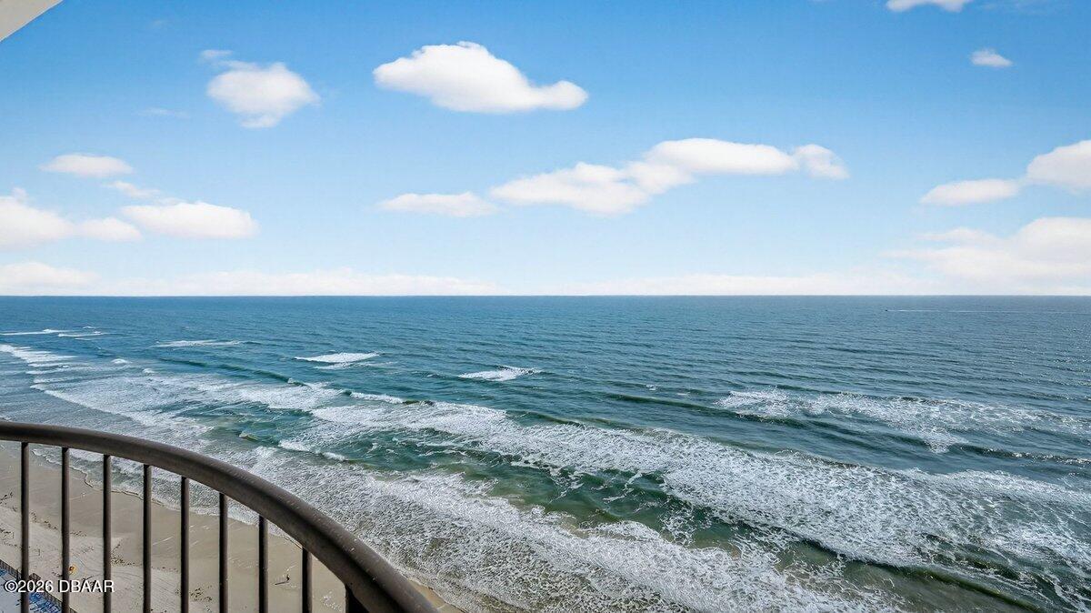 3003 S Atlantic Avenue