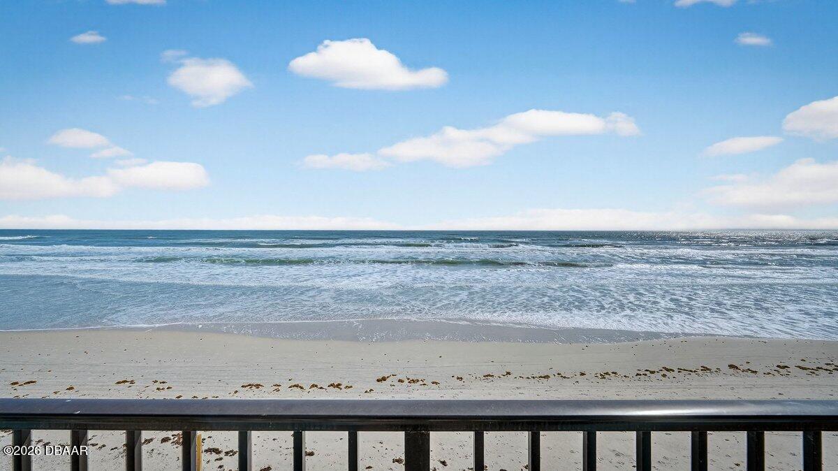 3003 S Atlantic Avenue